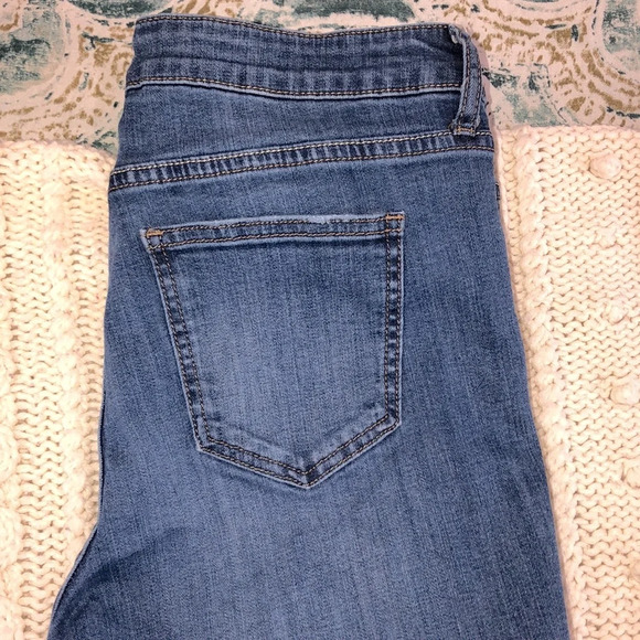 Pistola size 31 Troy high rise distressed jeans - Picture 9 of 9